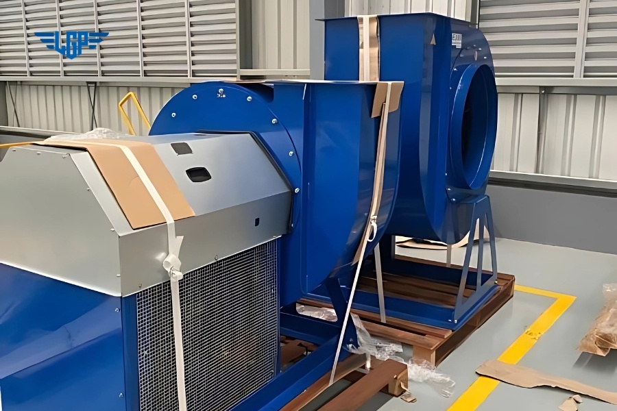 Quạt hút tải bụi JK-D được Lê Gia Phát lắp đặt