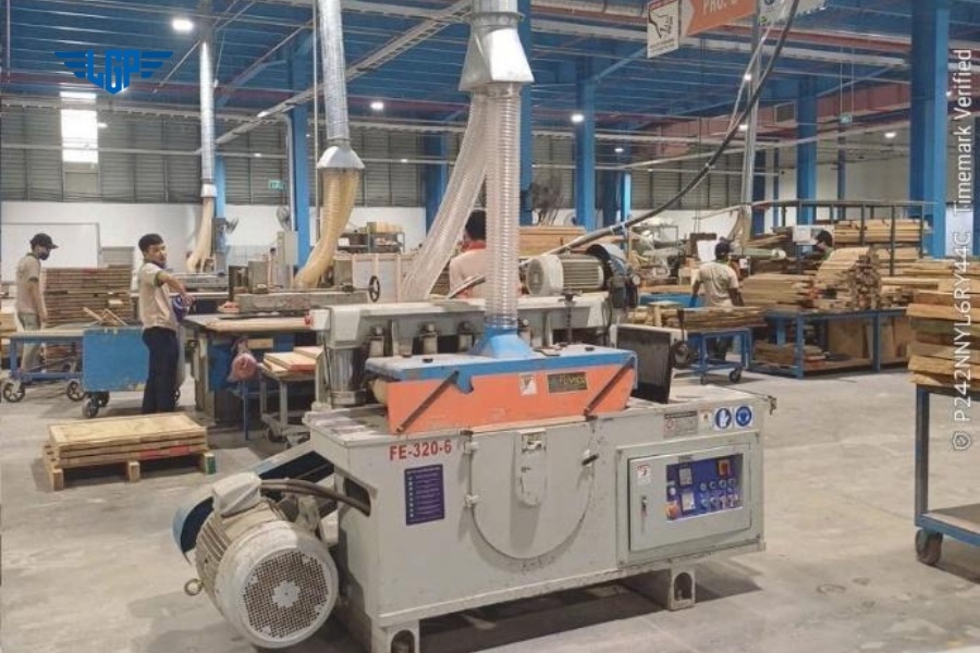 Giải pháp hút bụi Lê Gia Phát cung cấp cho nhà máy nội thất xuất khẩu Bình Dương