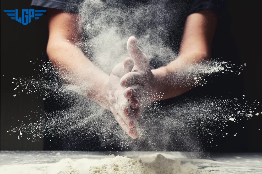 Bụi trong sản xuất là hỗn hợp các hạt rắn siêu mịn phát sinh từ hoạt động công nghiệp