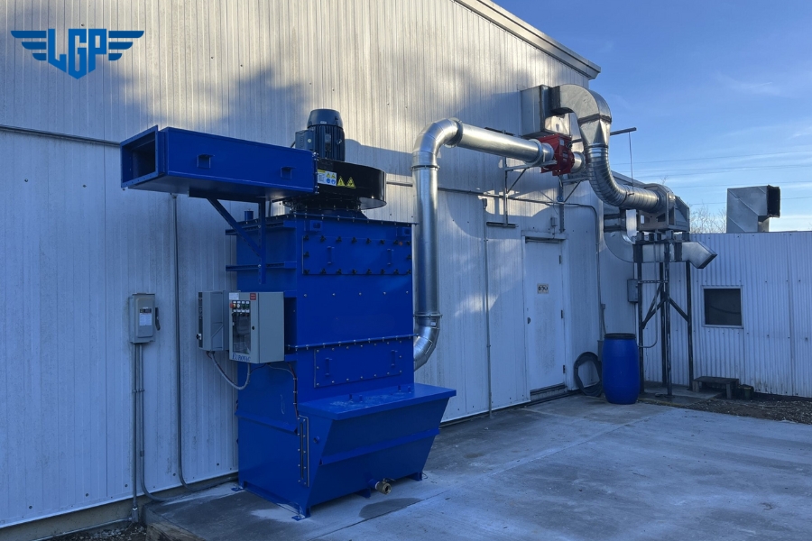 Lọc bụi kiểu ướt là phương pháp làm sạch khí thải bằng cách cho dòng khí chứa bụi tiếp xúc với nước